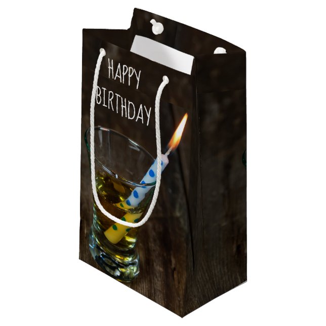 Sacola Para Presentes Pequena Birthday Candle in Whiskey Shot Glass (Frente inclinada)