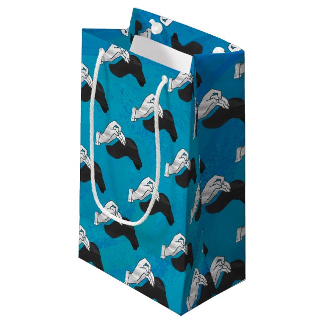 Sacola Para Presentes Pequena Camelo Sombra em Azul (Frente inclinada)