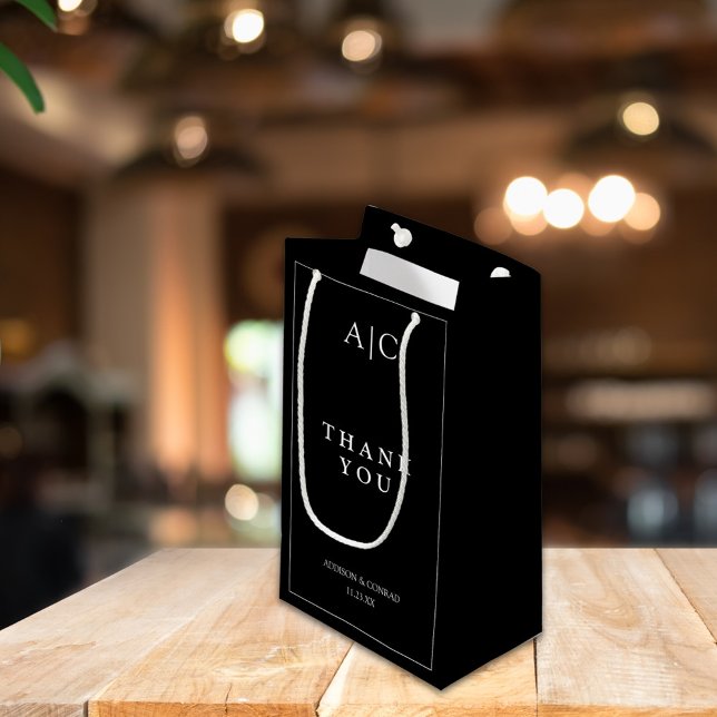 Sacola Para Presentes Pequena Casamento do Monograma Negro Elegante (Criador carregado)