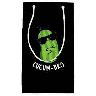 Sacola Para Presentes Pequena Cucum-bro Funny Veggie Cucumber Pun Dark BG