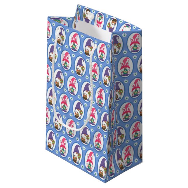 Sacola Para Presentes Pequena Feliz Páscoa Gnomos  (Frente inclinada)