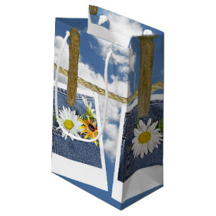 Sacola Para Presentes Pequena flores da margarida no bolso azul de brim