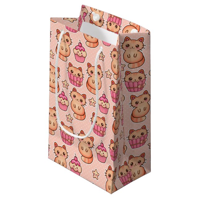 Sacola Para Presentes Pequena Gatos e Cupcakes Cutes Cons e Padrões Rosa (Frente inclinada)
