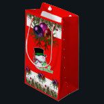 Sacola Para Presentes Pequena Gift Bag Christmas Snowman<br><div class="desc">Gift Bag Algo para todos oferece sacos personalizados de presentes, especialmente para você desenhado para expressar as belas palavras para o seu amado. Este saco de presentes de na moda único trará um sorriso aos seus entes queridos. Enquanto vocês já estão aqui, talvez queiram ver outros itens relacionados ao banheiro,...</div>
