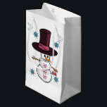 Sacola Para Presentes Pequena Gift Bag Christmas Snowman<br><div class="desc">Gift Bag Algo para todos oferece sacos personalizados de presentes, especialmente para você desenhado para expressar as belas palavras para o seu amado. Este saco de presentes de na moda único trará um sorriso aos seus entes queridos. Enquanto vocês já estão aqui, talvez queiram ver outros itens relacionados ao banheiro,...</div>
