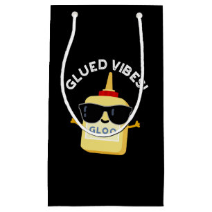 Sacola Para Presentes Pequena Glued Vibes Funny Glue Pun Dark BG