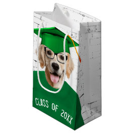 Sacola Para Presentes Pequena Graduado de Golden Retriever com camiseta verde