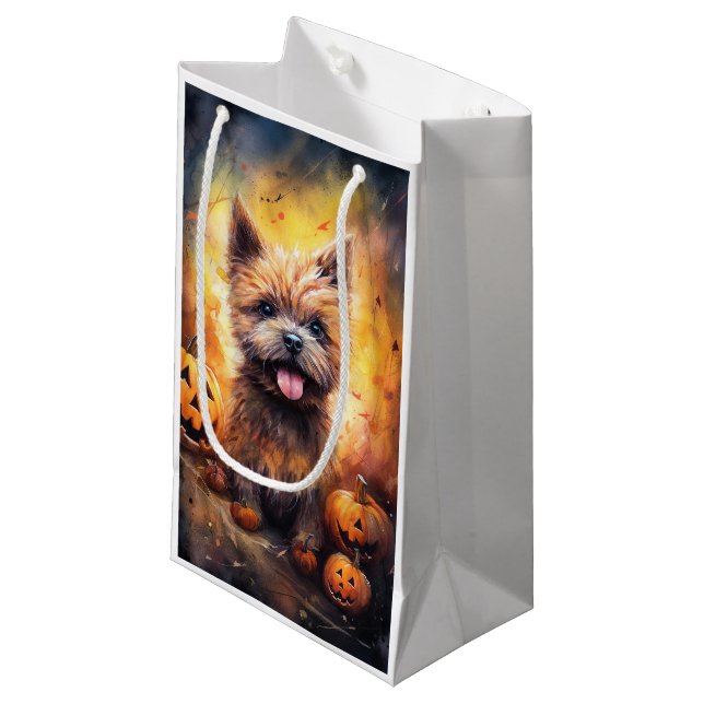 Sacola Para Presentes Pequena Halloween Cairn Terrier Com Pumpkins Assustado (Frente inclinada)