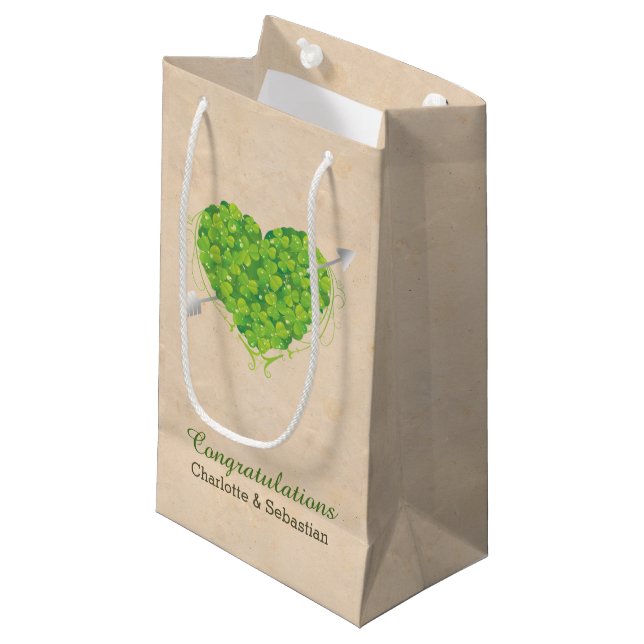 Sacola Para Presentes Pequena Irish Wedding Shamrock Heart (Frente inclinada)
