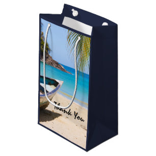Sacola Para Presentes Pequena Linda praia tropical com um barco de remo Obrigado