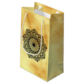 Sacola Para Presentes Pequena Mandala Preto em Fundo Dourado Suave