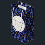 Sacola Para Presentes Pequena Personalização Botânica de Hanukkah Amarelo Azul M<br><div class="desc">Banheira Personalizada de Presente Botânica do Hanukkah Azul-Moderno Boho Amarelo</div>