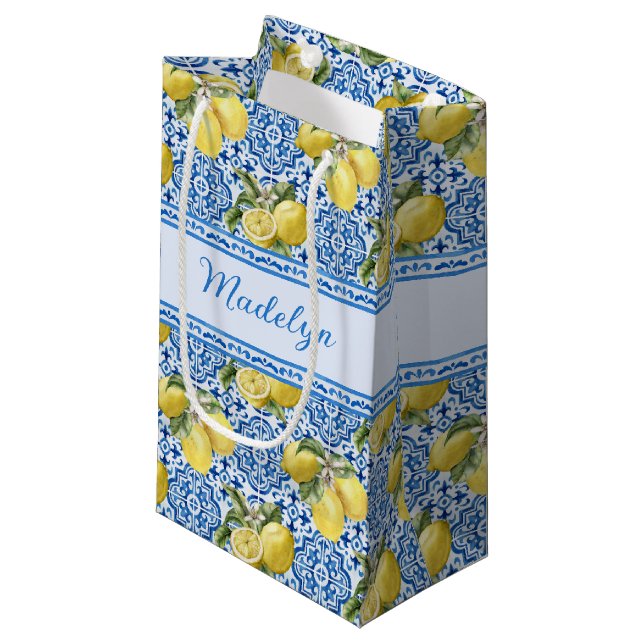 Sacola Para Presentes Pequena Personalized Name Blue Tile Mediterranean Lemon (Frente inclinada)