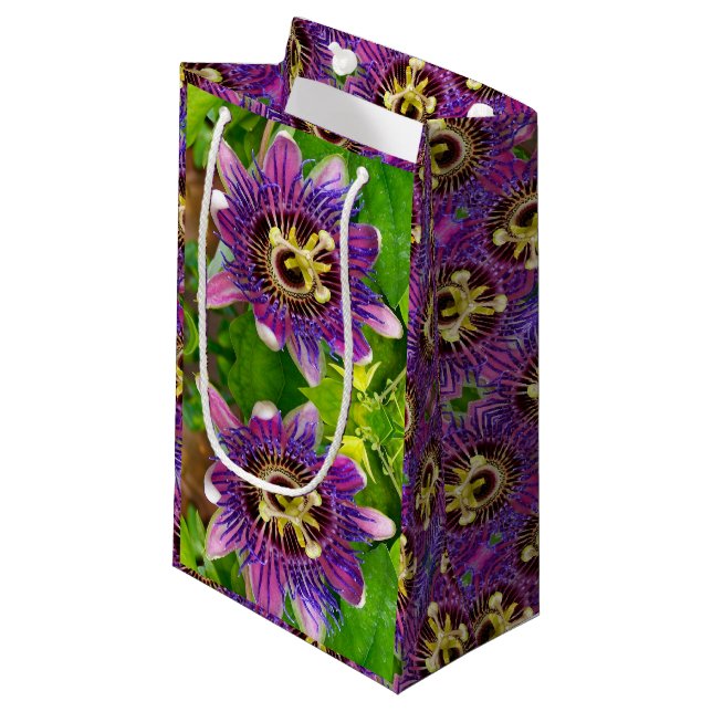 Sacola Para Presentes Pequena Sm Gift Bag Passionvine (Frente inclinada)