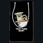 Sacola Para Presentes Pequena Teste Tuba Baby Funny Science Tuba Pun Dark BG<br><div class="desc">Teste Tuba Baby Funny Science Tuba Pun apresenta um tuba fofo na fralda de bebês com um pacificador na boca. Presente perfeito para família e amigos que adoram trocadilhos de música científica fofa.</div>