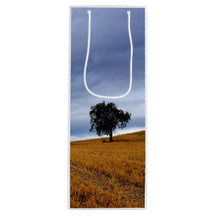 Sacola Para Vinho Árvore num campo de trigo