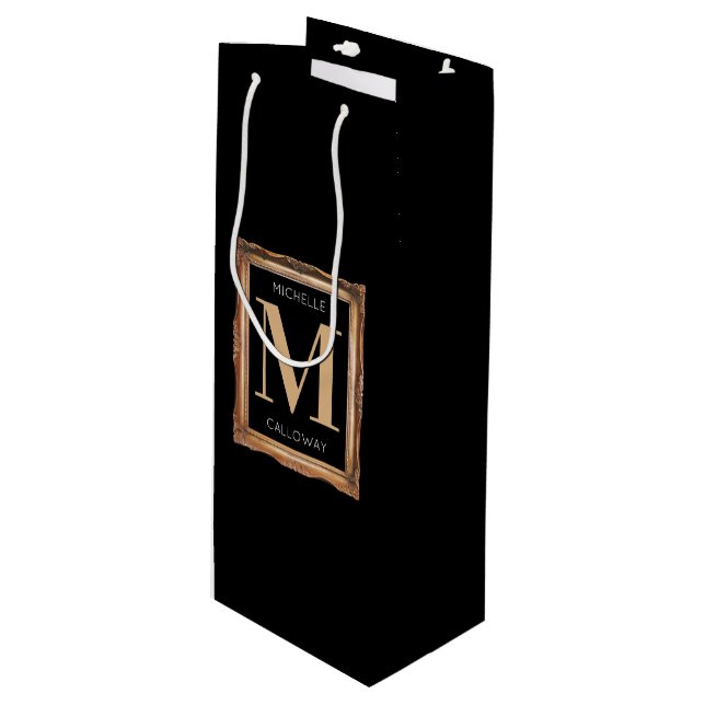 Sacola Para Vinho Chic Black & Dourado Monograma (Frente inclinada)