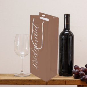 Sacola Para Vinho Dama de Honra Mocha Script Estilizado Casamento