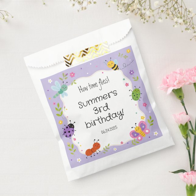 Sacolinha Aniversário de Meninas com Bugs Fofos Roxos (Selado)