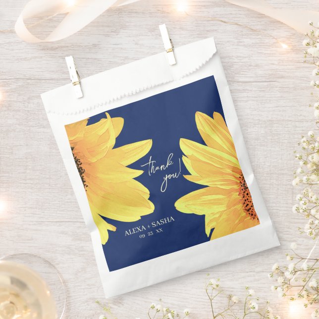 Sacolinha Aquarela Flores escuras e azuis (Cortado)