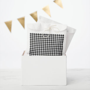 Sacolinha Black and White Houndstooth by Shirley Taylor
