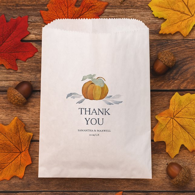 Sacolinha Bolsas De Favor De Bompkin Candy (pumpkin themed treat bags features a watercolor orange pumpkin. )