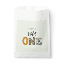 Caligrafia em forma de animais selvagem com um ver