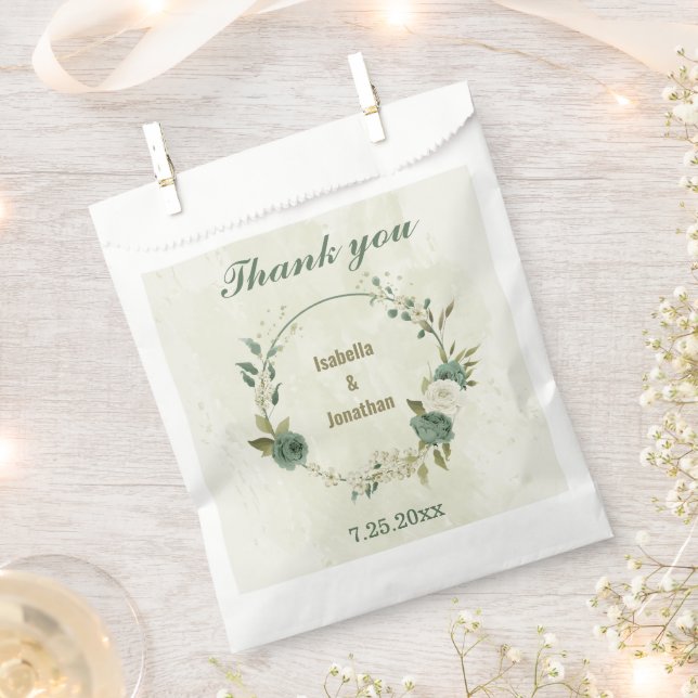 Sacolinha casamento de flores brancas verdes sage (Cortado)