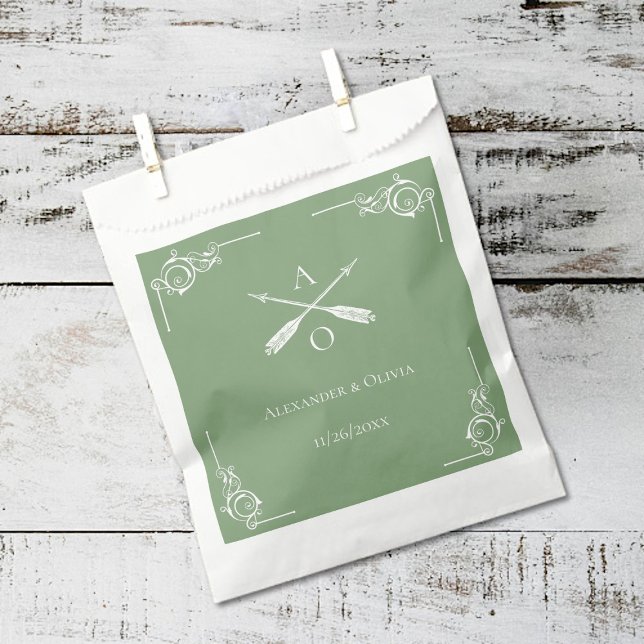 Sacolinha Casamento de Moss Green Monograma e Setas (Moss Green Monogram and Arrows Wedding Favor Bags)