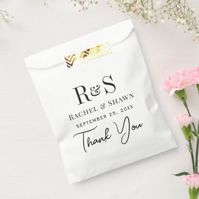 Sacolinha Casamento do Monograma Moderno Branco e Chic Negro (Selado)