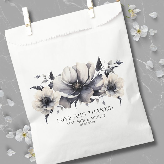 Sacolinha Casamento Floral Branca Negra Elegante (Elegant Modern Boho Floral Black White Wedding Favor Bag)
