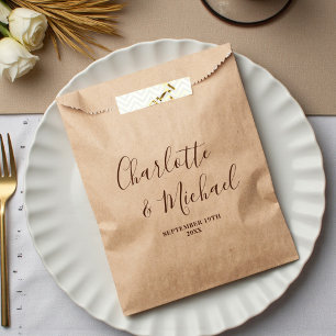 Sacolinha Casamento Minimalista com Letra Marrom Boho