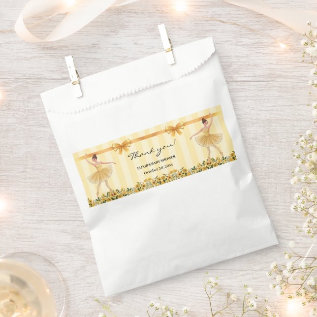 Sacolinha Chá de fraldas de Fita Amarelo Floral Cuja Fita é  (Cortado)