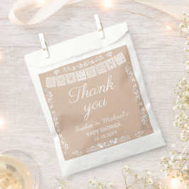 Sacolinha Cielito Lindo Bege Papel Picado Chá de Bebê