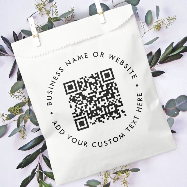 Sacolinha Código QR | Mínimo de negócios Branco simples e li (Interactive editable QR code paper favor bags to promote your business, products or services.)