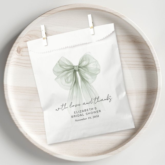 Sacolinha Coquette Sage Green Bow Bridal Shower Thank You (Coquette Sage Green Bow Bridal Shower Thank You Favor Bag)
