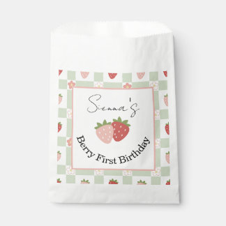 Sacolinha Customisable Strawberry Gingham First Birthday