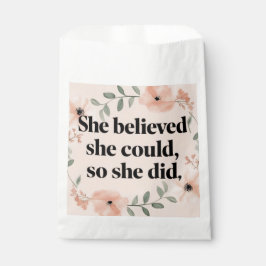 Sacolinha Ela acreditava em flores silvestres minimalistas e