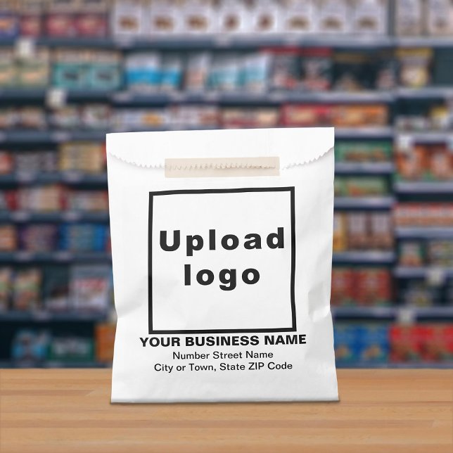 Sacolinha Endereço comercial na etiqueta de white paper (White paper bag with your business logo, name and address displayed in a store)