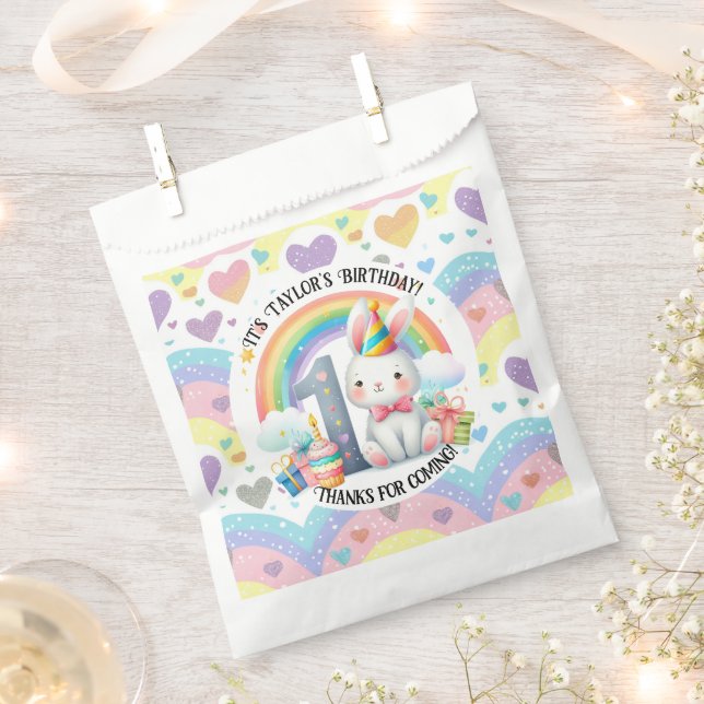 Sacolinha Festa Colorida do primeiro aniversario Rainbow e B (Cortado)