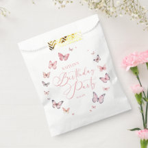 Festa de aniversário de borboleta rosa suave