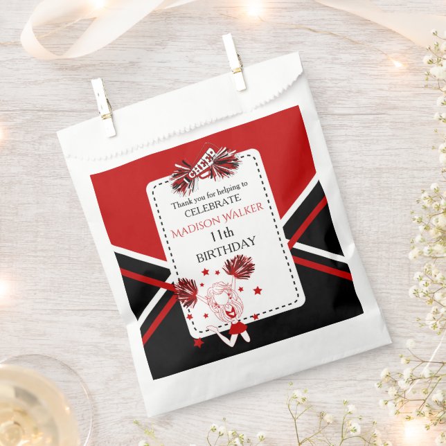 Sacolinha Festa de aniversário Vermelho, Preto, Branco (Cortado)