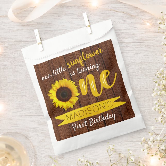 Sacolinha Festa de primeiro aniversario de Girassol (Cortado)