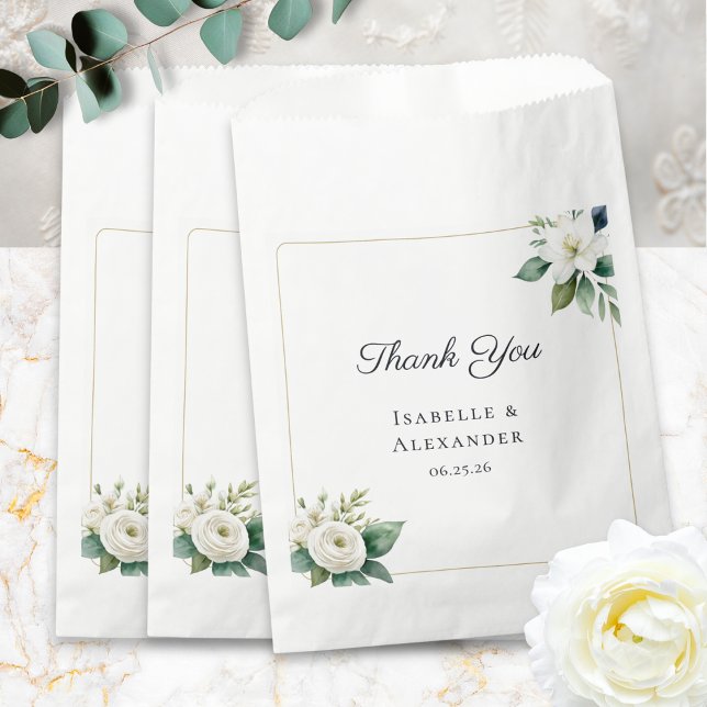 Sacolinha Floral Simples e Elegante Personalizado para Casam (Elegant wedding favor bags with classic white flowers, personalized with names and wedding date)