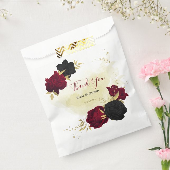 Sacolinha flores vermelhas pretas ouro folhas casamento (Selado)
