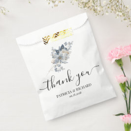 Sacolinha ilustração em aquarela rústica arranjo floral