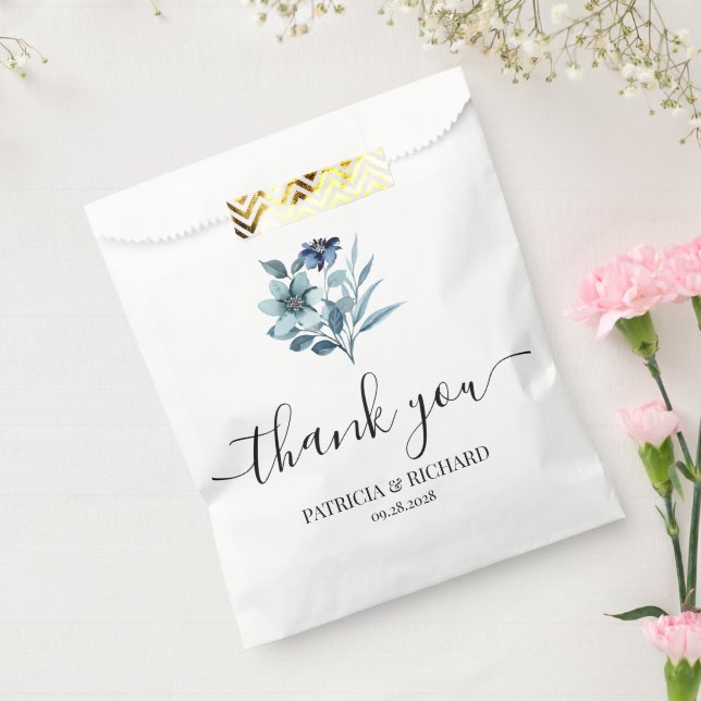 Sacolinha ilustração em aquarela rústica de buquê floral azu (Selado)