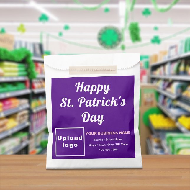 Sacolinha Marca de negócios roxa, Rua. Dia de Patrick, (Purple business brand with St. Patrick's Day greeting on paper bag)