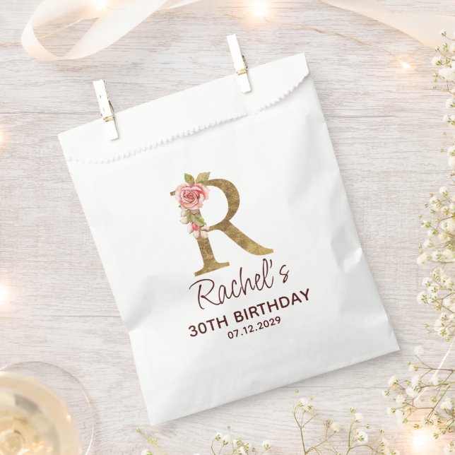 Sacolinha Monograma de letra R dourada com rosas cor de rosa (Cortado)