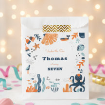 Nórdico Sob o aniversário de criança do Mar